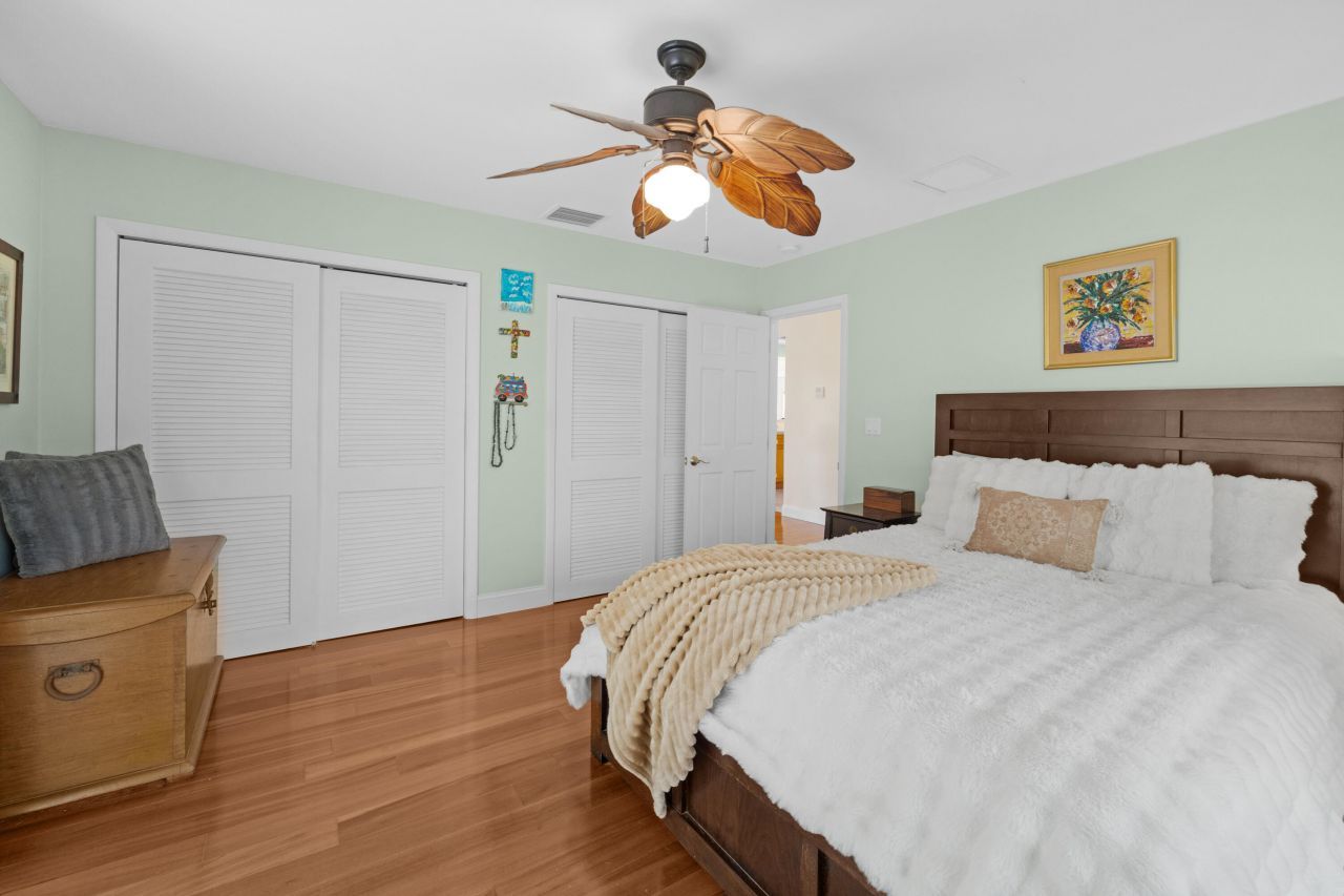 19881 Date Palm Drive, Sugarloaf, FL 33042 Photo