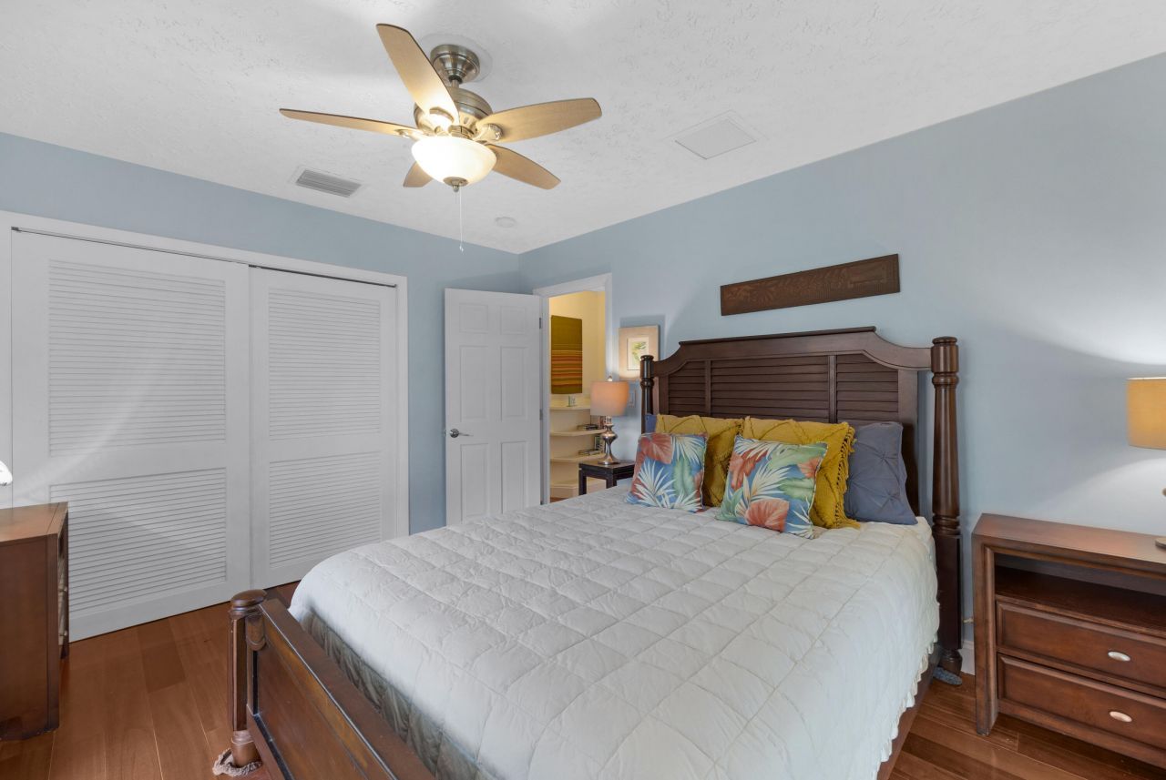 19881 Date Palm Drive, Sugarloaf, FL 33042 Photo