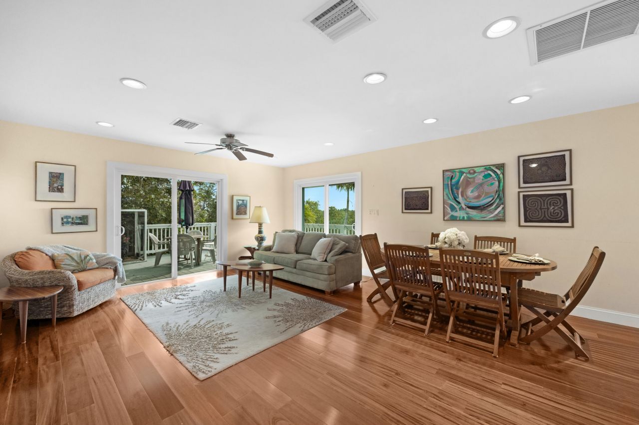 19881 Date Palm Drive, Sugarloaf, FL 33042 Photo