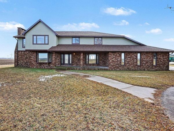 6386 Washington E, Ithaca, MI 48847