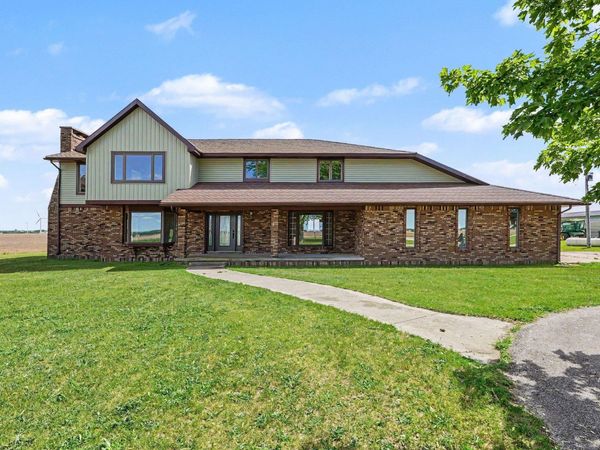 6386 Washington E, Ithaca, MI 48847