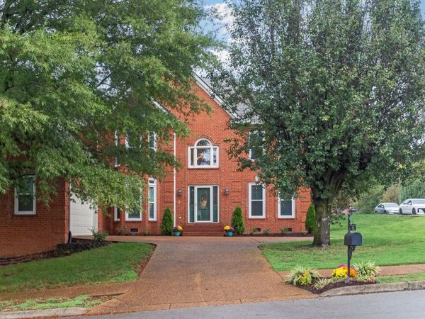 428 Crofton Park Ln, Franklin, TN 37069