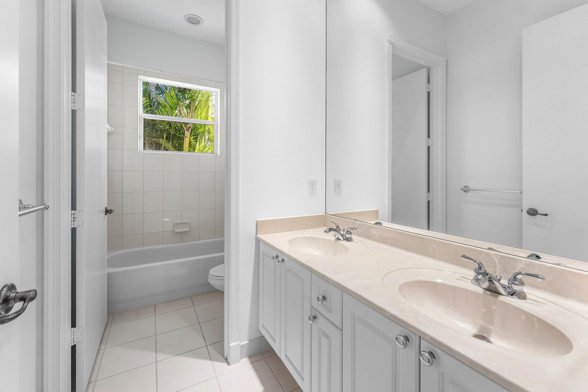 208 Via Condado Way, Palm Beach Gardens, FL 33418 Photo