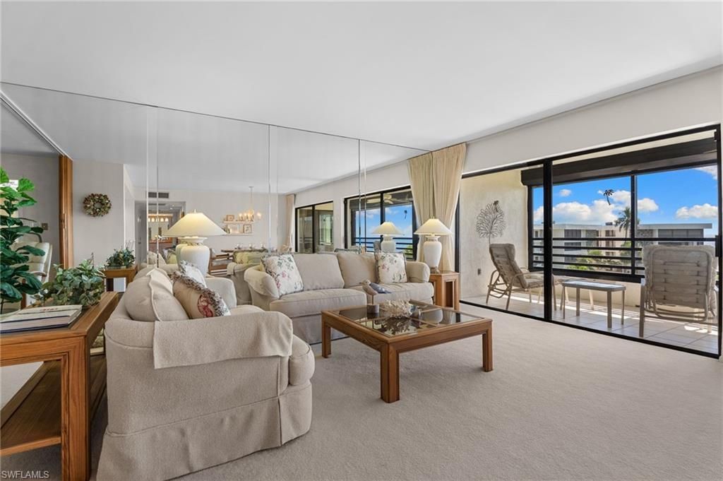 1605 Middle Gulf Dr, Unit 310, Sanibel, FL 33957 Photo