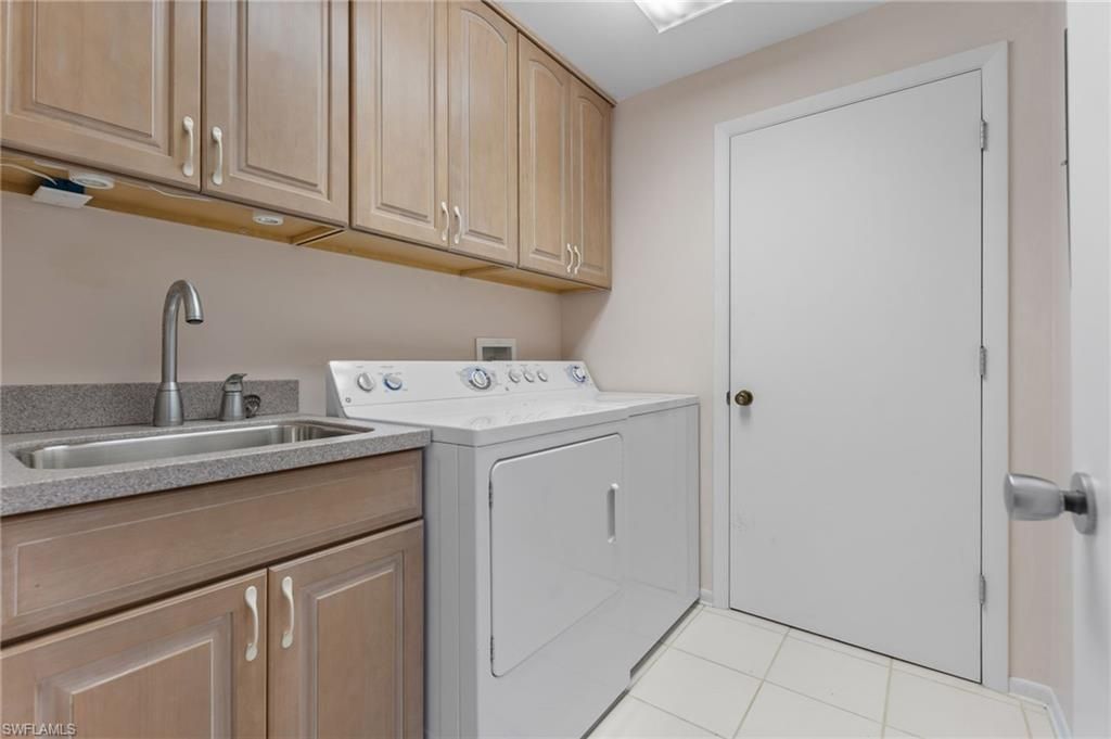 1605 Middle Gulf Dr, Unit 310, Sanibel, FL 33957 Photo