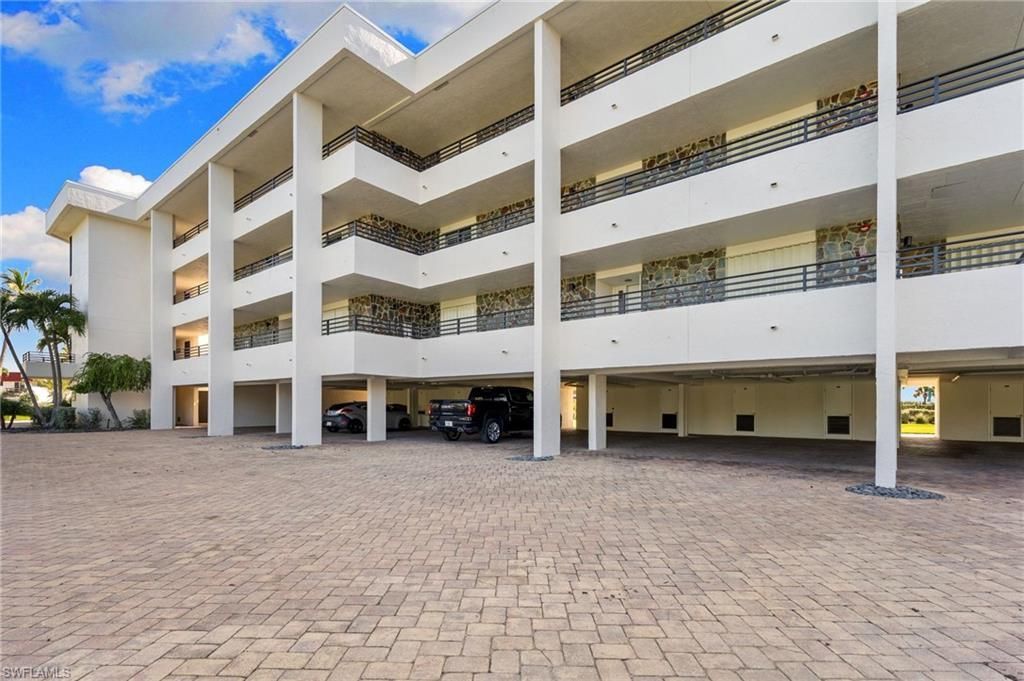 1605 Middle Gulf Dr, Unit 310, Sanibel, FL 33957 Photo