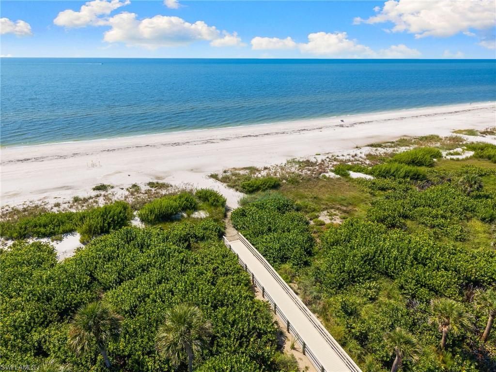 1605 Middle Gulf Dr, Unit 310, Sanibel, FL 33957 Photo