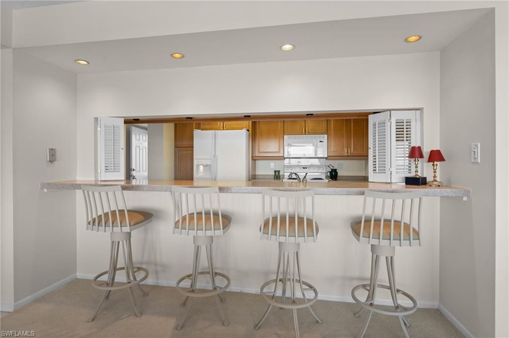 1605 Middle Gulf Dr, Unit 310, Sanibel, FL 33957 Photo