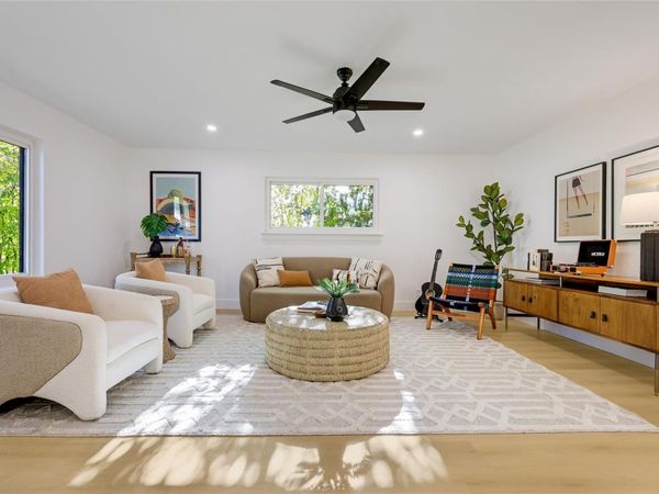 813 Cardiff DR, Austin, TX 78745