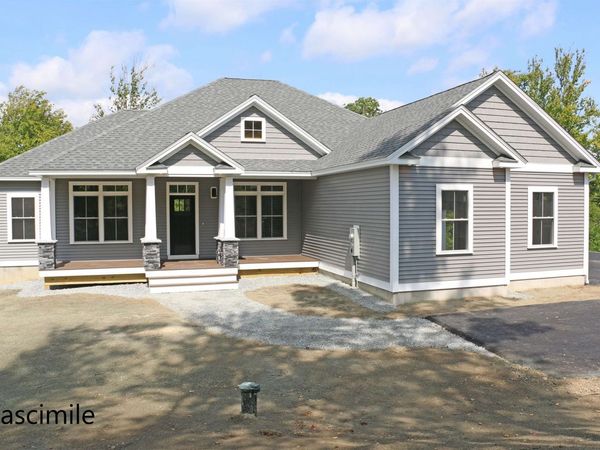 431 Dawn Court, Unit 17, Pembroke, NH 03275