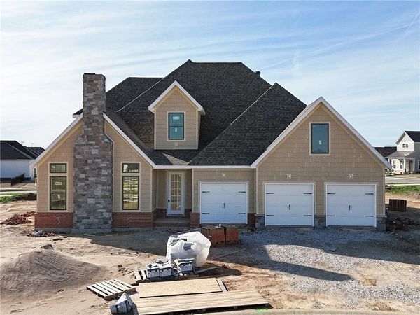 3122 Courtyard Street, Springdale, AR 72762