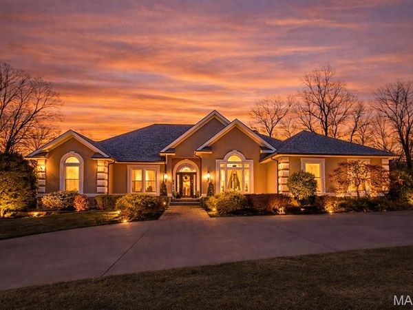 444 Windwood Lake Dr, Cape Girardeau, MO 63701