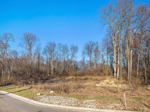 53402 Spring Blossom Court, South Bend, IN 46637