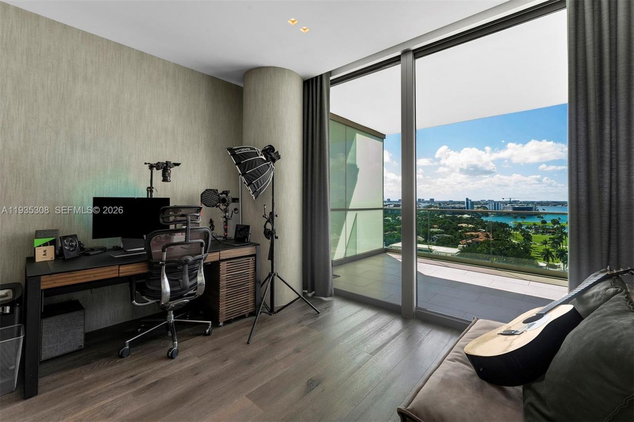 10203 Collins Ave , Unit 1403, Bal Harbour, FL 33154 Photo
