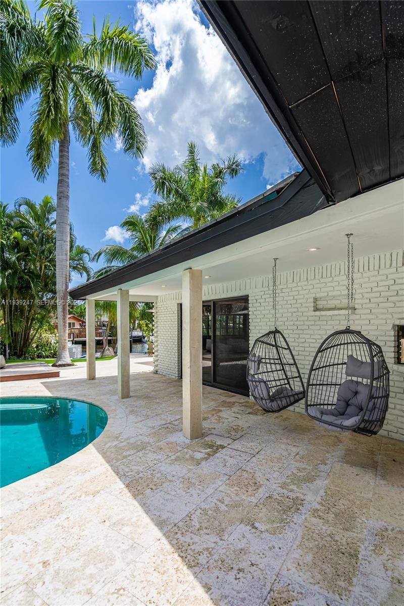 2500 Bayview Dr, Fort Lauderdale, FL 33305 Photo