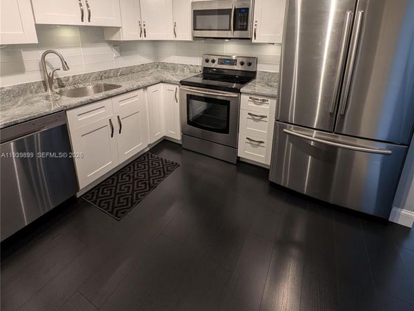 18151 NE 31st Ct, Unit 307, Aventura, FL 33160