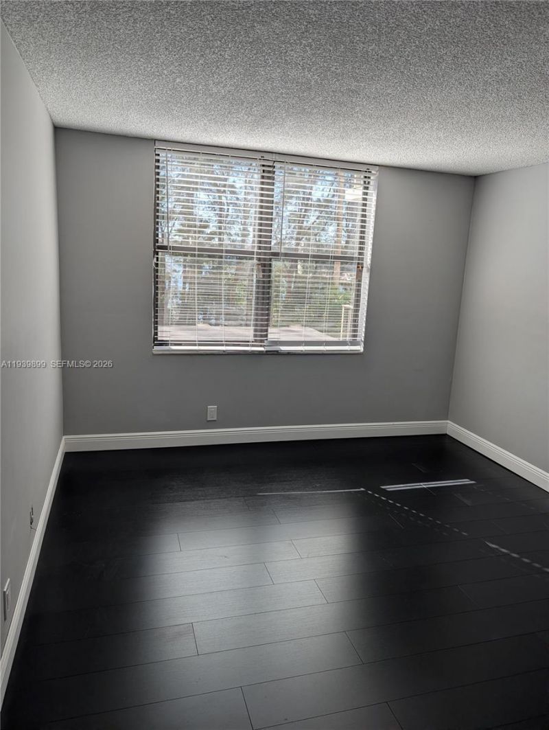 18151 NE 31st Ct, Unit 307, Aventura, FL 33160 Photo