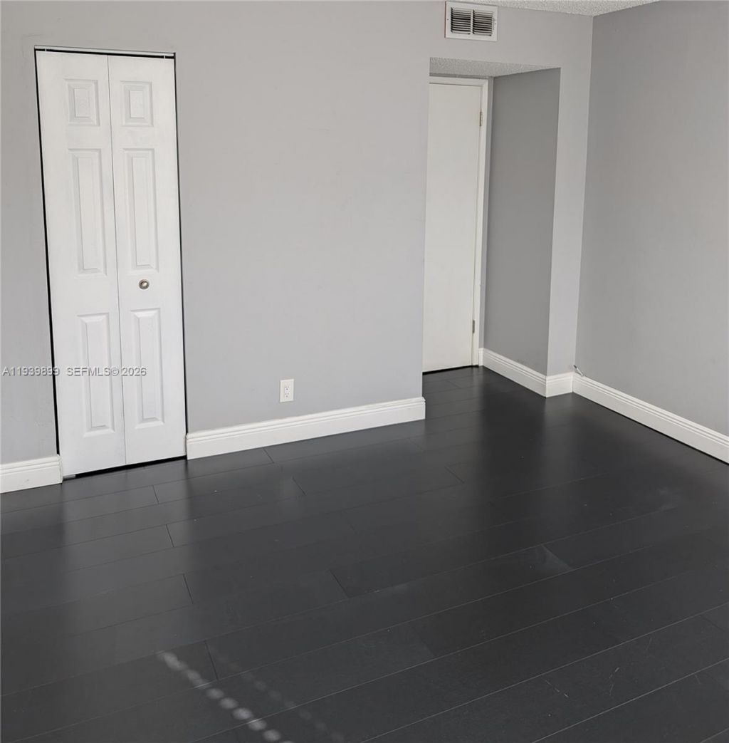 18151 NE 31st Ct, Unit 307, Aventura, FL 33160 Photo