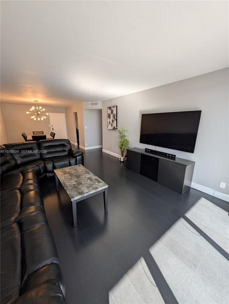 18151 NE 31st Ct, Unit 307, Aventura, FL 33160 Photo