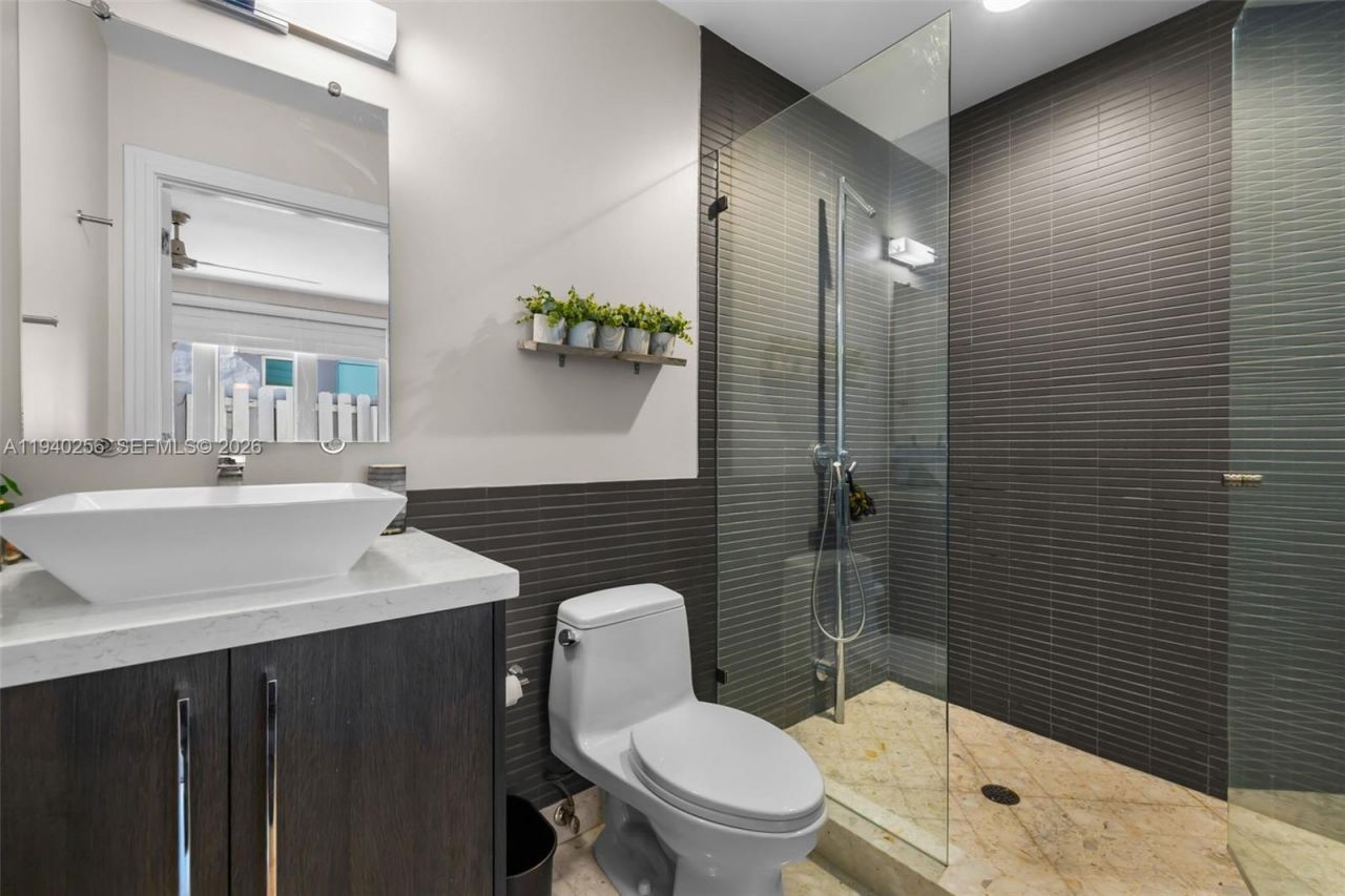 1317 NE 2nd St, Fort Lauderdale, FL 33301 Photo