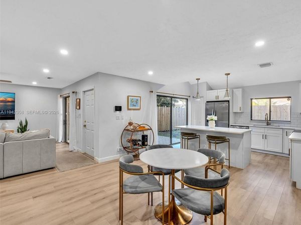 639 NW 132nd Ter, Plantation, FL 33325