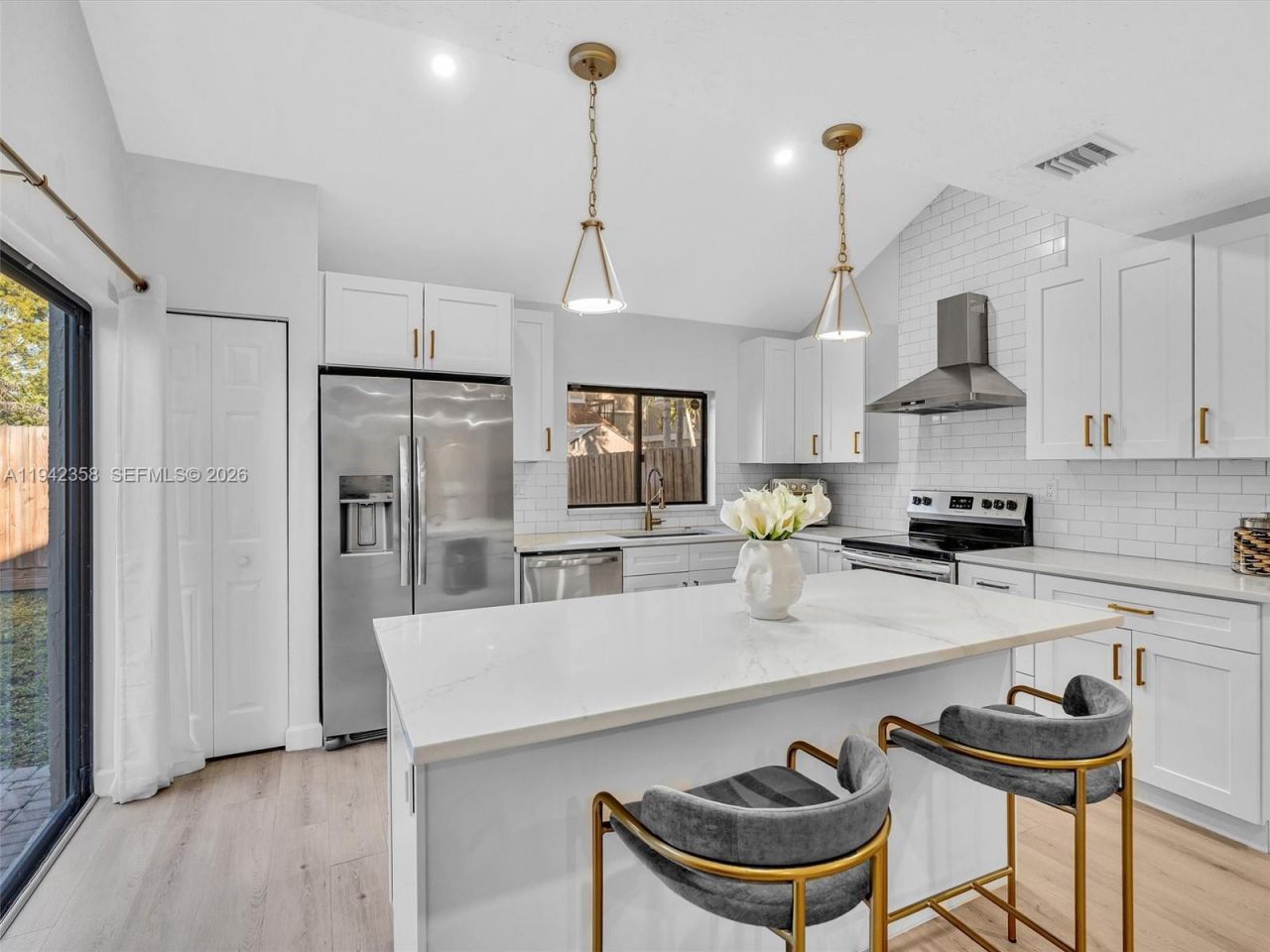 639 NW 132nd Ter, Plantation, FL 33325 Photo