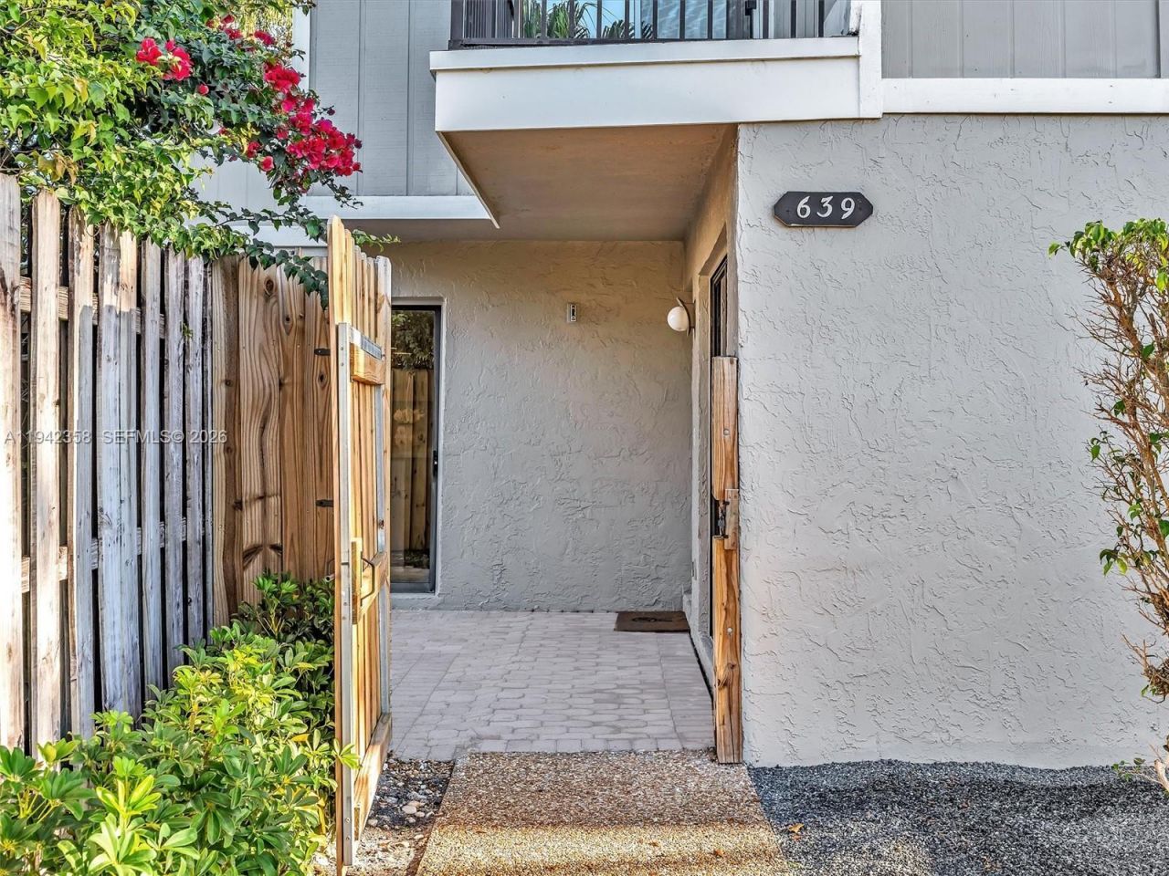 639 NW 132nd Ter, Plantation, FL 33325 Photo