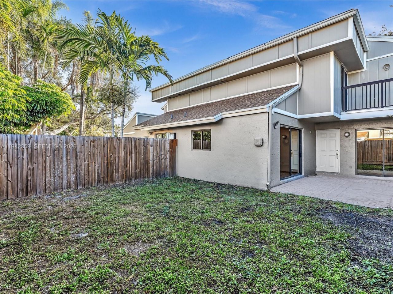 639 NW 132nd Ter, Plantation, FL 33325 Photo