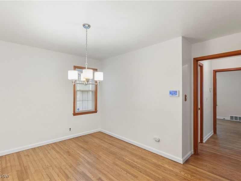 25031 Glenbrook Boulevard, Euclid, OH 44117 Photo 12