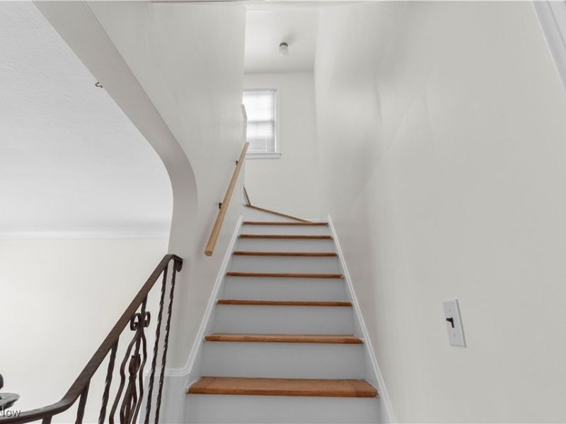 25031 Glenbrook Boulevard, Euclid, OH 44117 Photo 18