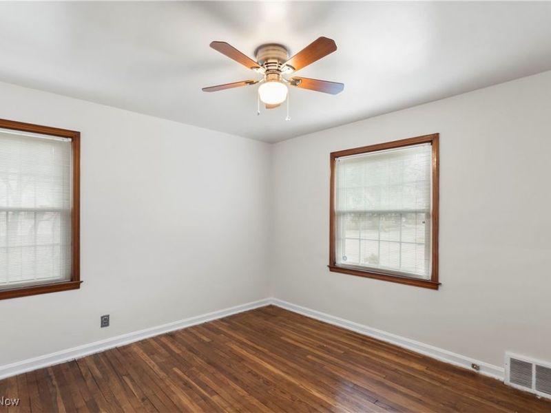 25031 Glenbrook Boulevard, Euclid, OH 44117 Photo 20