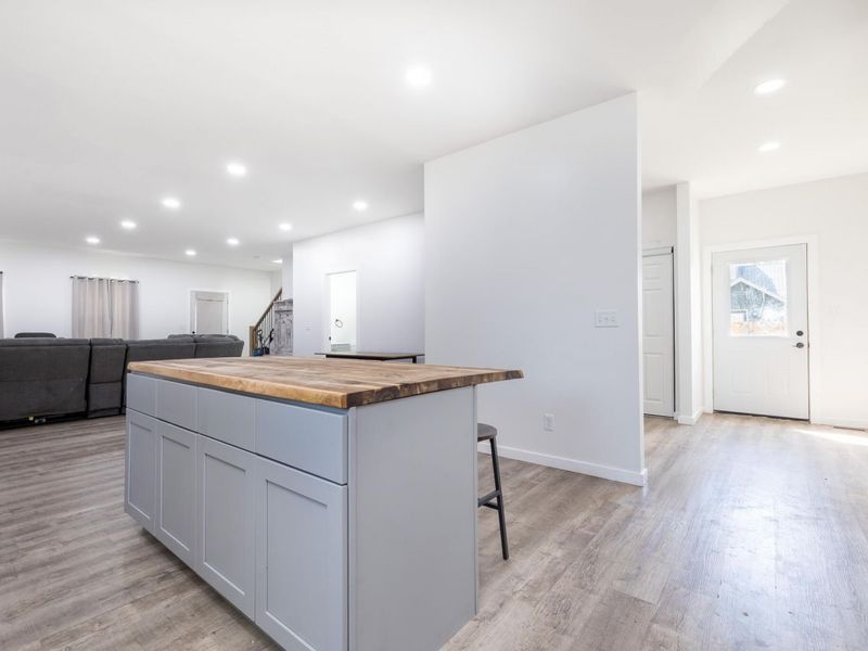 107 N Boggs Street, De Graff, OH 43318 Photo 8