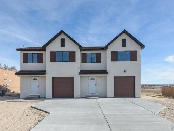 701-703 E Clarion Dr, Pueblo West, CO 81007