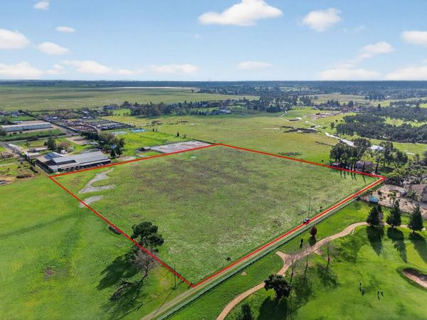 GRAND VIEW Rd, Sacramento, CA 95829