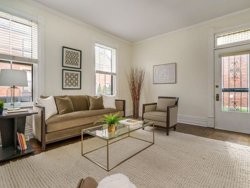 831 S Lazelle Street, Columbus, OH 43206 Photo 2