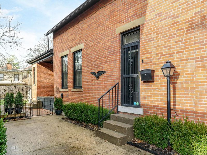 831 S Lazelle Street, Columbus, OH 43206 Photo 26