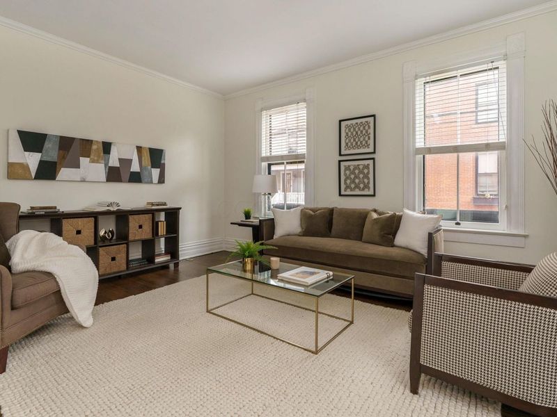 831 S Lazelle Street, Columbus, OH 43206 Photo 3