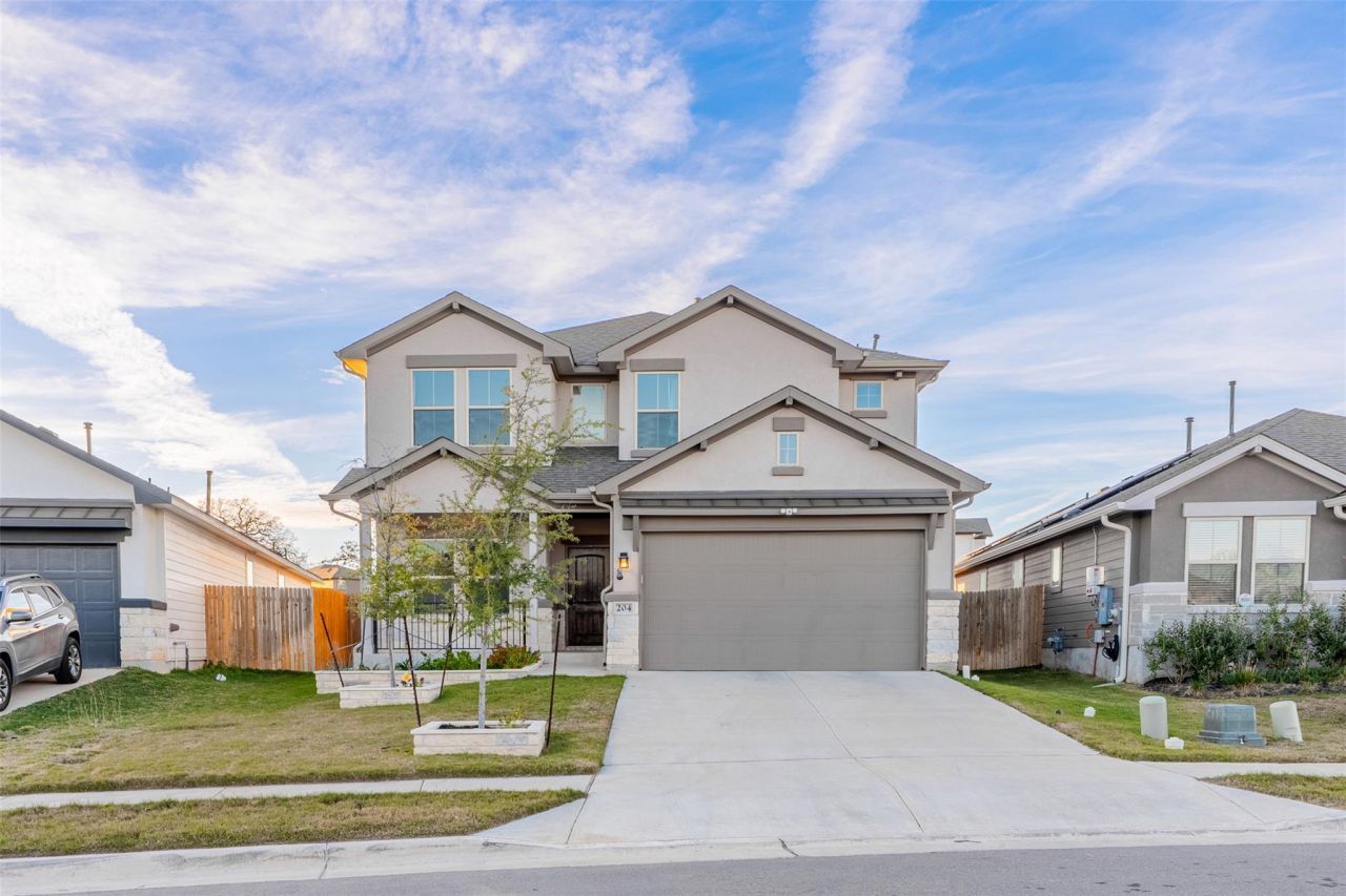 204 Greenway Dr, Georgetown, TX 78628 Main Photo