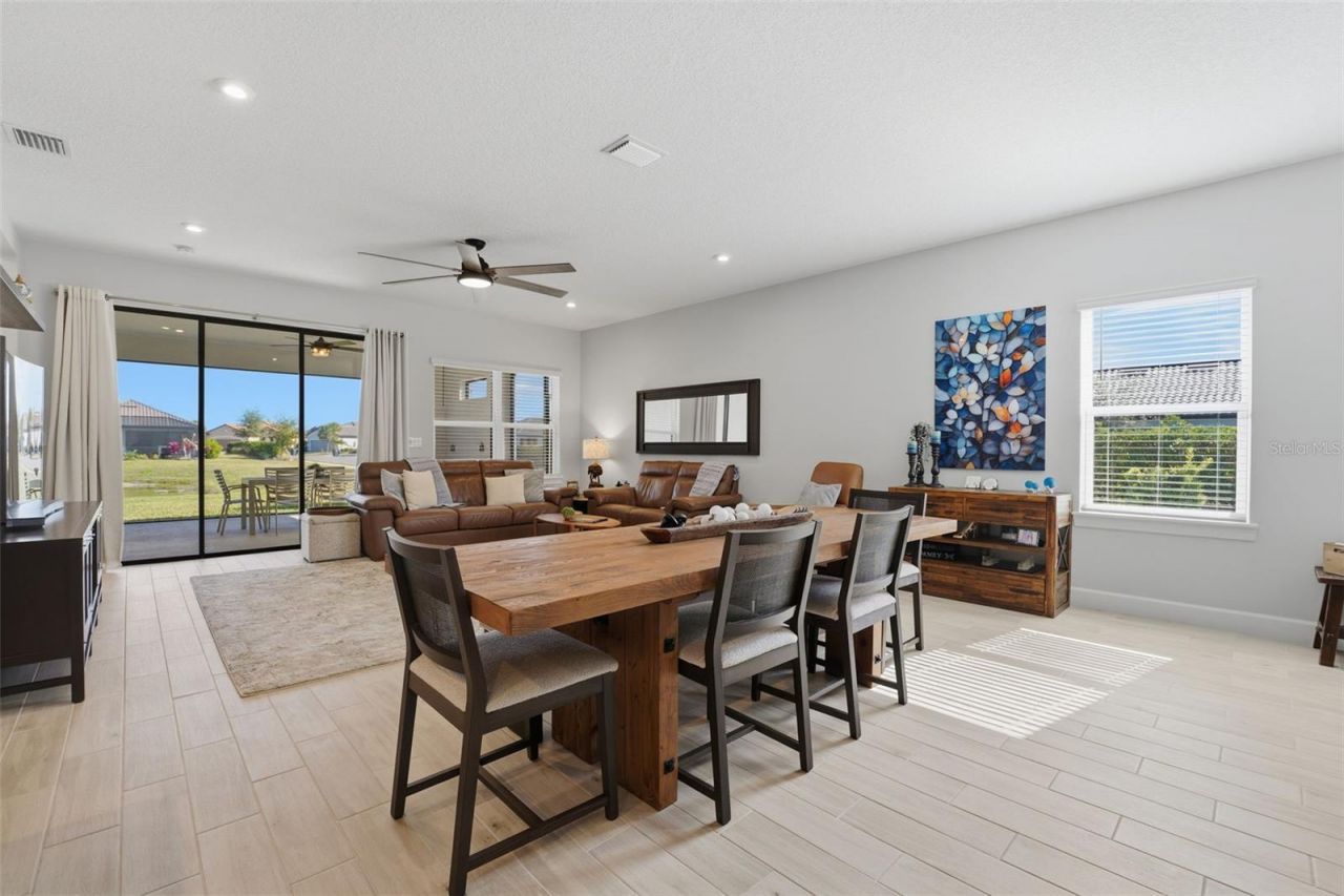 11104 Devonbridge Drive, Palmetto, FL 34221 Photo