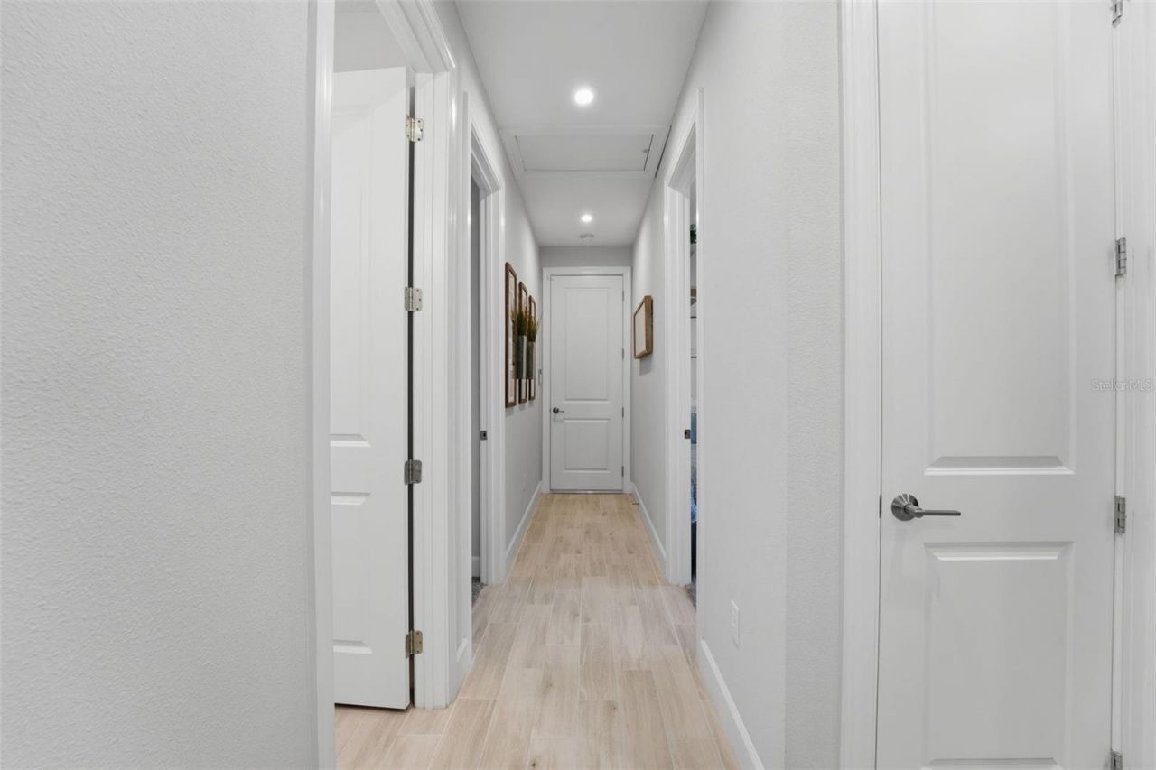 11104 Devonbridge Drive, Palmetto, FL 34221 Photo