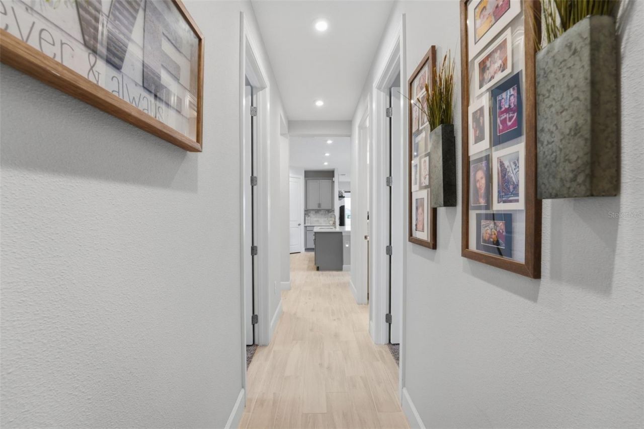 11104 Devonbridge Drive, Palmetto, FL 34221 Photo