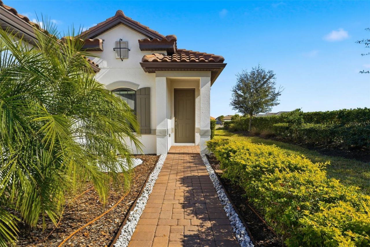 11104 Devonbridge Drive, Palmetto, FL 34221 Photo