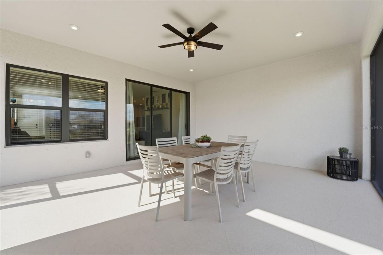 11104 Devonbridge Drive, Palmetto, FL 34221 Photo