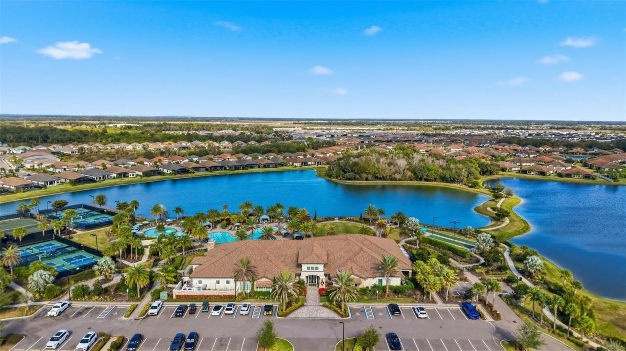 11104 Devonbridge Drive, Palmetto, FL 34221 Photo