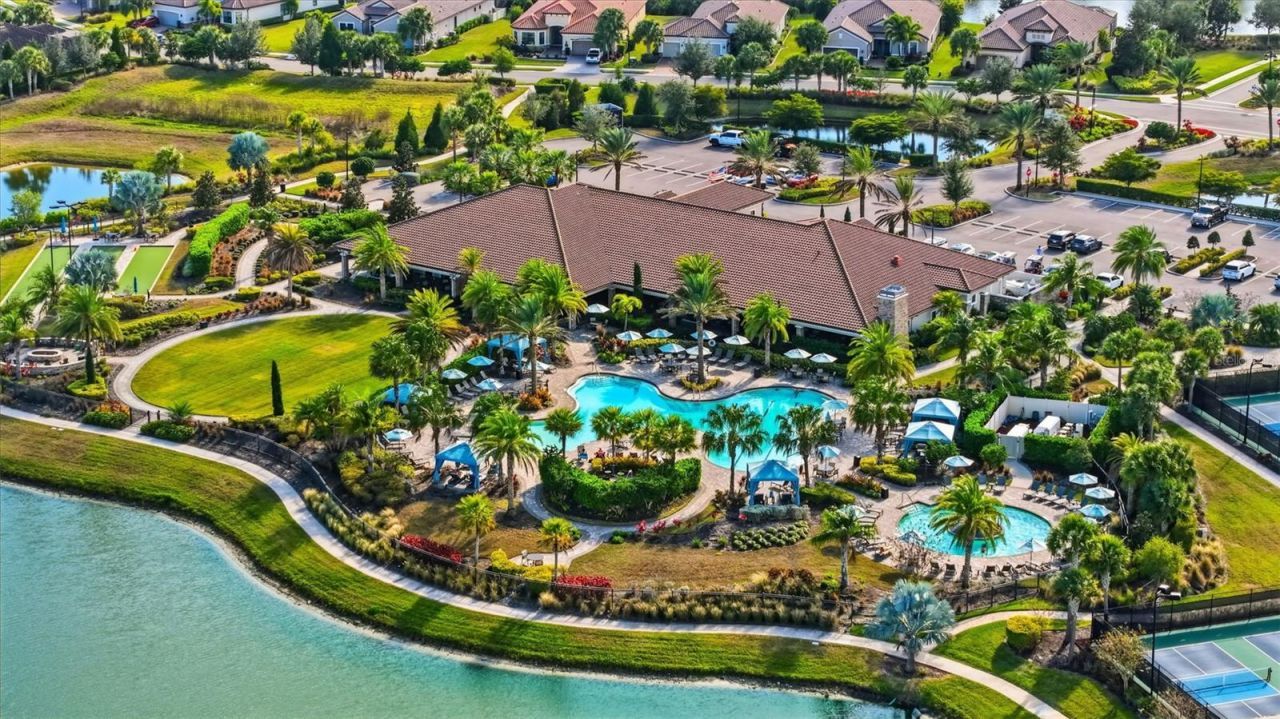 11104 Devonbridge Drive, Palmetto, FL 34221 Photo