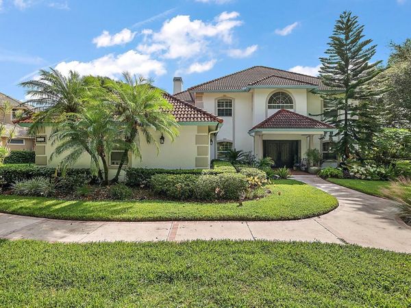 2701 REGAL POINT PLACE, EUSTIS, FL 32726