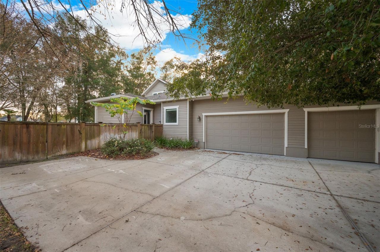 767 SW 137th Way, Newberry, FL 32669 Photo