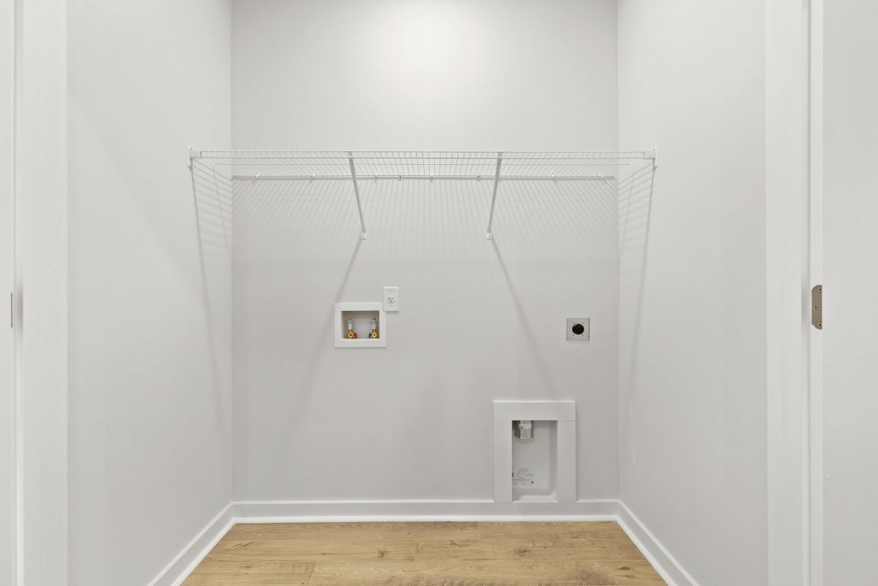 596 Scholar Way Photo 30