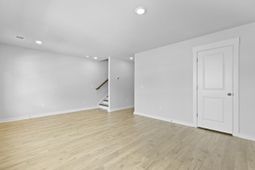 596 Scholar Way photo 4