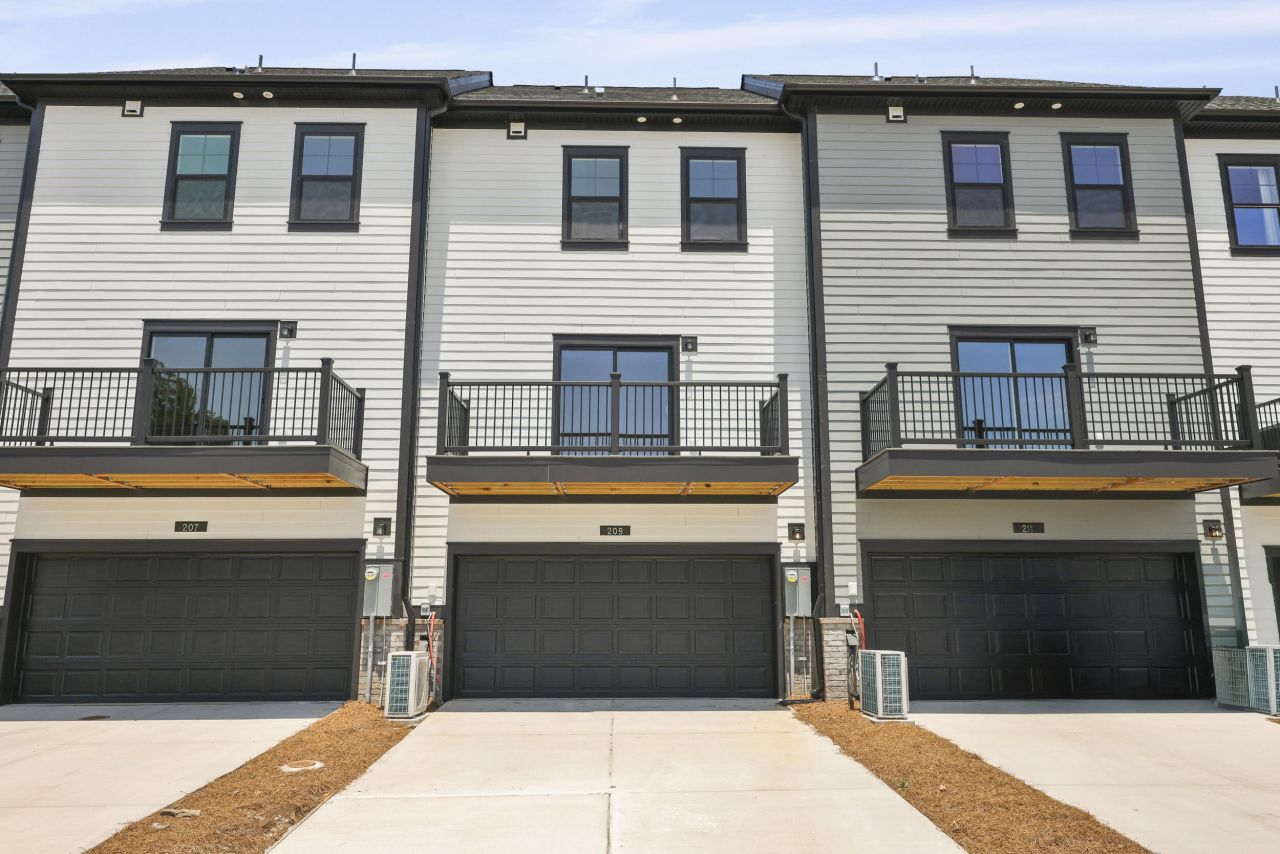 596 Scholar Way Photo 97